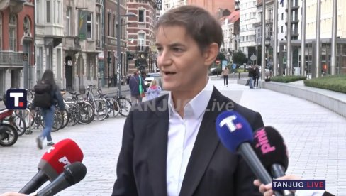 ANA BRNABIĆ SE OBRATILA GRAĐANIMA IZ BRISELA: Trudimo se da klaster 3 bude otvoren do kraja godine ANA BRNABIĆ SE OBRATILA GRAĐANIMA IZ BRISELA: Trudimo se da klaster 3 bude otvoren do kraja godine