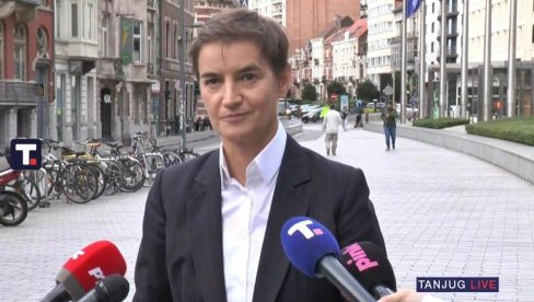 АНА БРНАБИЋ СЕ ОБРАТИЛА ГРАЂАНИМА ИЗ БРИСЕЛА: Трудимо се да кластер 3 буде отворен до краја године АНА БРНАБИЋ СЕ ОБРАТИЛА ГРАЂАНИМА ИЗ БРИСЕЛА: Трудимо се да кластер 3 буде отворен до краја године