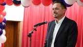 КАД ОСЕТИМ ОВУ ЕНЕРГИЈУ НЕМОГУЋЕ ЈЕ НЕ ПОБЕДИТИ Ребрача стигао у Косовску Митровицу да подржи Српску листу на предстојећим изборима на КиМ КАД ОСЕТИМ ОВУ ЕНЕРГИЈУ НЕМОГУЋЕ ЈЕ НЕ ПОБЕДИТИ Ребрача стигао у Косовску Митровицу да подржи Српску листу на предстојећим изборима на КиМ
