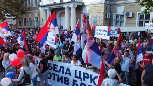 DIREKCIJA POLICIJE SE OBRAĆA JAVNOSTI: Protiv blokada se okupilo više od 144.000 građana