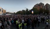 ВЕЛИЧАНСТВЕНО! Снимак дроном на скупу против блокада на Вождовцу где је био и Вучић (ВИДЕО)