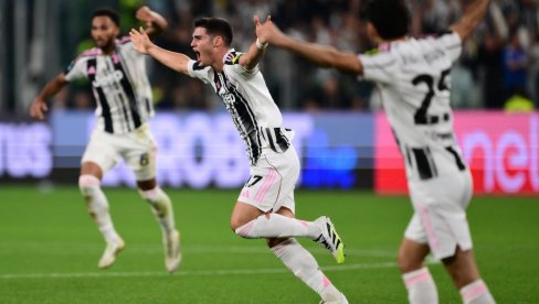 STRAŠAN DERBI ITALIJE: Juventus u nadoknadni srušio Inter, junak crnogorski tinejdžer STRAŠAN DERBI ITALIJE: Juventus u nadoknadni srušio Inter, junak crnogorski tinejdžer