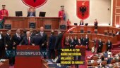 ALBANSKI PARLAMENT BLOKIRAN - PA RASPUŠTEN: Država je pod narko-diktaturom - milijarde € ukradene od Albanaca (FOTO)
