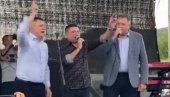 PRAVA ATMOSFERA: Baja Mali Knindža i Dodik otpevali veliki hit (VIDEO) PRAVA ATMOSFERA: Baja Mali Knindža i Dodik otpevali veliki hit (VIDEO)