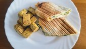 ZLATNA TORTILJA SA TOFUOM I SPANAĆEM: Ukusan doručak za pet minuta! ZLATNA TORTILJA SA TOFUOM I SPANAĆEM: Ukusan doručak za pet minuta!