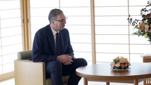 VUČIĆ SE SASTAO SA PREDSEDNIKOM VLADE JAPANA: Važni sastanci srpskog predsednika u Tokiju VUČIĆ SE SASTAO SA PREDSEDNIKOM VLADE JAPANA: Važni sastanci srpskog predsednika u Tokiju