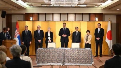 VELIKE STVARI ZA NAS Vučić o dokumentima potpisanim sa Japanom: To će za našu zemlju značiti sigurniji i snažniji ekonomski ambijent VELIKE STVARI ZA NAS Vučić o dokumentima potpisanim sa Japanom: To će za našu zemlju značiti sigurniji i snažniji ekonomski ambijent