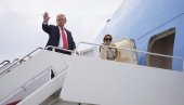ТРАМП КРЕНУО ЗА ЛОНДОН: Ово су сви детаљи посете америчког председника Великој Британији ТРАМП КРЕНУО ЗА ЛОНДОН: Ово су сви детаљи посете америчког председника Великој Британији