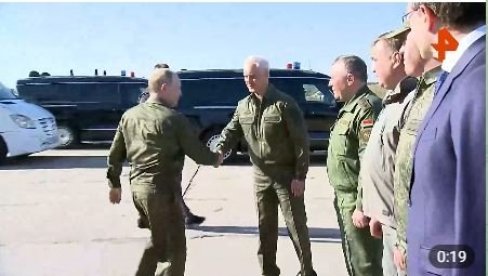 NIJE PRVI PUT: Kremlj o Putinu u vojnoj uniformi NIJE PRVI PUT: Kremlj o Putinu u vojnoj uniformi