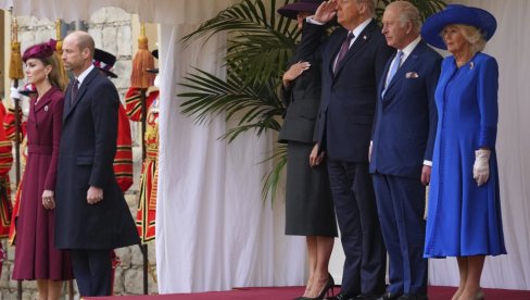ТРАМП И МЕЛАНИЈА СТИГЛИ У ВИНДЗОР: Овако су дочекани амерички председник и прва дама (ФОТО)