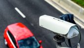 KAZNA 430€: Superblic kamera lovi vozače koji koriste telefon - koriste je od 19. maja u Holandiji