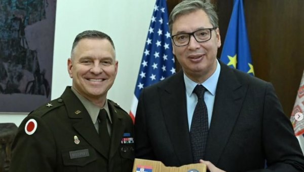 ВУЧИЋ СА КОМАНДАНТОМ НАЦИОНАЛНЕ ГАРДЕ ОХАЈА: Генерал Вудраф ће као уважени гост присуствовати нашој војној паради „Снага јединства
