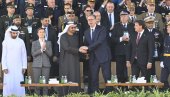 ŠEIK BIN ZAJED NA VOJNOJ PARADI SRBIJE: Moćan gost u našoj zemlji (VIDEO)