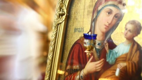 СУТРА ЈЕ ЈЕДАН ОД НАЈВЕЋИХ ХРИШЋАНСКИХ ПРАЗНИКА: Ево зашто се Мала Госпојина прославља као крсна слава СУТРА ЈЕ ЈЕДАН ОД НАЈВЕЋИХ ХРИШЋАНСКИХ ПРАЗНИКА: Ево зашто се Мала Госпојина прославља као крсна слава