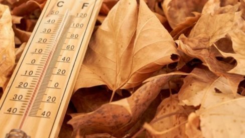 STIŽE JESEN - TEMPERATURA PADA ZA 25 STEPENI: Od ovog datuma tople dane zameniće pljuskovi