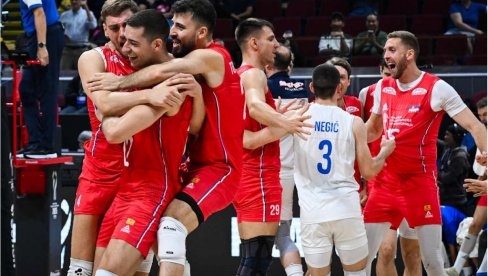 ОВДЕ НЕМА ФАВОРИТА: Одбојкаши једва чекају уторак, када ће се у осмини финала Светског првенства у Манили састати са Ираном ОВДЕ НЕМА ФАВОРИТА: Одбојкаши једва чекају уторак, када ће се у осмини финала Светског првенства у Манили састати са Ираном