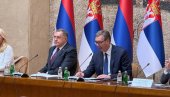 VUČIĆ SA DODIKOM NA SEDNICI: Srbima se parade proglašavaju pretnjom, drugima mirni mimohod