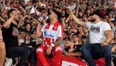 САДА ЈЕ СВЕ ОТКРИВЕНО! Ево шта се десило са Немањом Радоњићем на полувремену меча Звезда и Селтик САДА ЈЕ СВЕ ОТКРИВЕНО! Ево шта се десило са Немањом Радоњићем на полувремену меча Звезда и Селтик