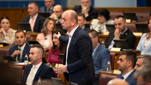 КОЛЕКТОР КЉУЧ ЗА ЗАТВАРАЊЕ ПОГЛАВЉА 27:  Томас Вајс упозорио Црногорце на кочнице на путу ка ЕУ, прозвао лидера ДНП