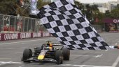 FORMULA 1 SVE LUĐA! Najbrži na svetu se zakucao u zid, pobeda pripala legendi - šampionka trka je otvorena!