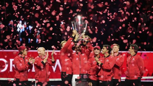 FRIC ZA TROFEJ! Tim sveta osvojio Lejver kup FRIC ZA TROFEJ! Tim sveta osvojio Lejver kup