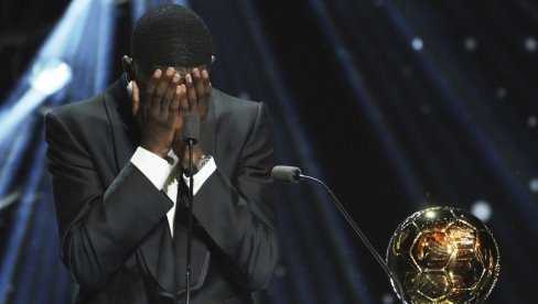 POZLAĆEN USMAN DEMBELE: Prva reakcija najboljeg fudbalera sveta - i ko je sve dobio nagrade u čudesnoj pariskoj noći POZLAĆEN USMAN DEMBELE: Prva reakcija najboljeg fudbalera sveta - i ko je sve dobio nagrade u čudesnoj pariskoj noći