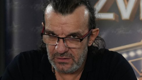У ВЕЗИ САМ СА АЦОМ! Лукас јавно одговорио певачици: Госпођици препоручујем...