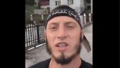 УЗНЕМИРУЈУЋИ СНИМАК ИЗ БИХАЋА: Радикални исламиста прети српској породици због песме Весели се српски роде (ВИДЕО)