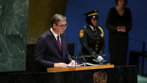 ВУЧИЋ ИЗ ЊУЈОРКА: Никоме нећемо дозволити да угрози нашу земљу и слободу!