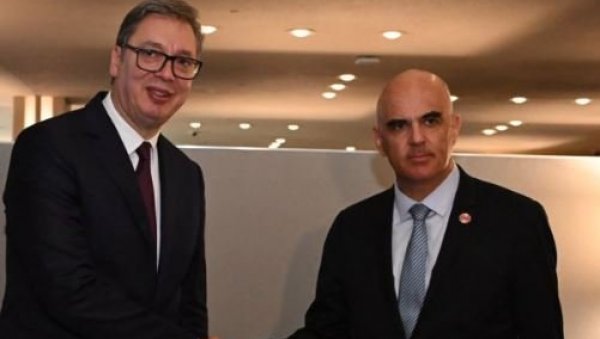 ВУЧИЋ СА ГЕНЕРАЛНИМ СЕКРЕТАРОМ САВЕТА ЕВРОПЕ: Председник се састао са Аленом Берсеом