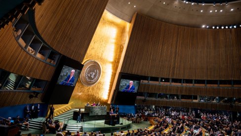 HLADAN TUŠ ZA ZELENSKOG: Amerikanci nisu podržali antirusku izjavu Ukrajine u UN HLADAN TUŠ ZA ZELENSKOG: Amerikanci nisu podržali antirusku izjavu Ukrajine u UN