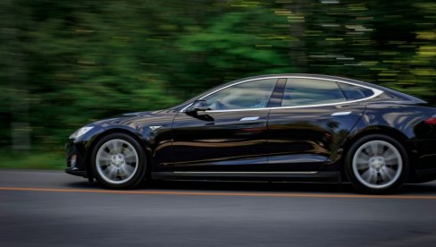 U PANČEVU UHAPŠEN BEOGRAĐANIN: Skidao delove sa luksuznih automobila