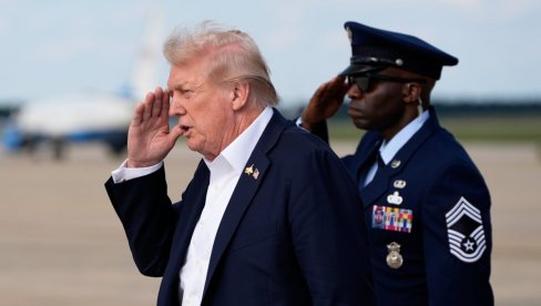 ТРАМП СЕ СПРЕМА ЗА ВОЈНЕ УДАРЕ У ОВОЈ ЗЕМЉИ: Напади би могли да кену за неколико недеља ТРАМП СЕ СПРЕМА ЗА ВОЈНЕ УДАРЕ У ОВОЈ ЗЕМЉИ: Напади би могли да кену за неколико недеља