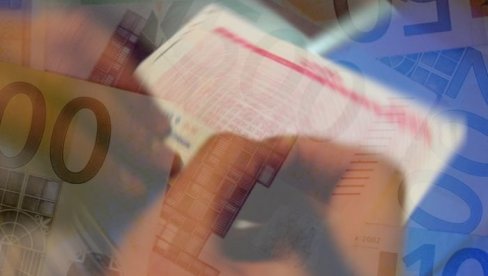 OSTALA U ŠOKU KAD JE OSVOJILA 150.000 DOLARA NA LUTRIJI: Ženi dobitnu kombinaciju dao ČetGPT OSTALA U ŠOKU KAD JE OSVOJILA 150.000 DOLARA NA LUTRIJI: Ženi dobitnu kombinaciju dao ČetGPT