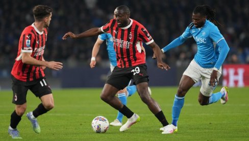 RAZIGRANI MILAN DOČEKUJE ŠAMPIONA: Derbi večeri koji već sada može odrediti tok trke za Skudeto RAZIGRANI MILAN DOČEKUJE ŠAMPIONA: Derbi večeri koji već sada može odrediti tok trke za Skudeto