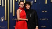 VENČALI SE SELENA GOMEZ I BENI BLANKO: Glumica blistala u cvetnoj venčanici i nosila buket koji mlade sve češće biraju (FOTO)