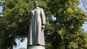 STALJIN DA IDE NA REFERENDUM: Analiza Novosti - Zašto je u Rusiji aktuelizovan povratak znamenja iz perioda SSSR