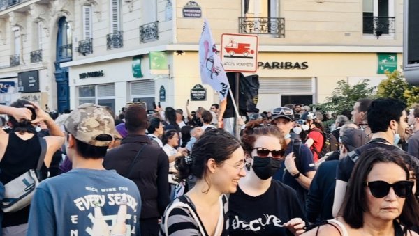 НЕЗАДОВОЉНИ И РАДНИЦИ И ВЛАСНИЦИ: Шта је то Зикманова такса и да ли може да се примени у Француској