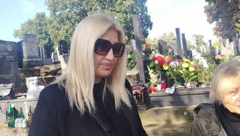 BILA JE ONA: Jovana Tipšin došla na pomen Tomi Zdravkoviću (FOTO)