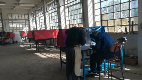 ЗА НАЈТРАЖЕНИЈЕ ПОСЛОВЕ ОБУЧЕНО 1200 ОСУЂЕНИКА: Споразум о сарадњи са Националном службом за запошљавање ЗА НАЈТРАЖЕНИЈЕ ПОСЛОВЕ ОБУЧЕНО 1200 ОСУЂЕНИКА: Споразум о сарадњи са Националном службом за запошљавање