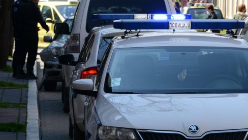 „PALA“ TROČLANA BANDA: Policija u Kraljevu rasvetlila seriju teških krađa „PALA“ TROČLANA BANDA: Policija u Kraljevu rasvetlila seriju teških krađa