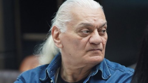 FUTINA NOVA LJUBAV: Objavila zajedničku sliku i napisala EMOTIVNE reči (FOTO) FUTINA NOVA LJUBAV: Objavila zajedničku sliku i napisala EMOTIVNE reči (FOTO)