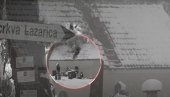 HRAS ZBOG SNEGA PAO, OŠTETIO CRKVU: Deo meštana ipak se protivi seči SVETOG DRVEĆA - simboli kosovskih junaka (VIDEO)
