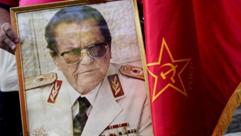DUG TITOVE JUGOSLAVIJE OTPLATIĆEMO TEK 2041. GODINE: Našoj državi ostalo 815,86 miliona evra kredita iz vremena SFRJ DUG TITOVE JUGOSLAVIJE OTPLATIĆEMO TEK 2041. GODINE: Našoj državi ostalo 815,86 miliona evra kredita iz vremena SFRJ
