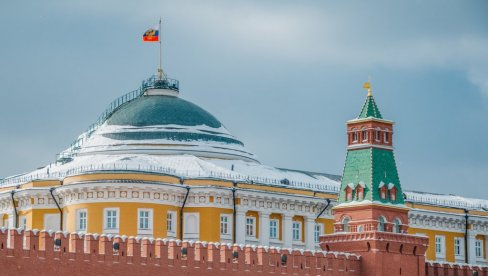 РУСКА ВОЈСКА НАПРЕДУЈЕ НА ЧИТАВОМ ФРОНТУ Стигла нова порука из Кремља - Кијеву је очајнички потребан мир!