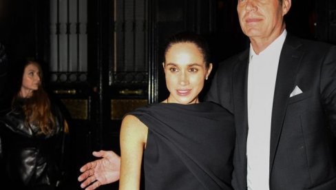 MEGAN MARKL SE SNIMALA NA MESTU GDE JE POGINULA PRINCEZA DAJANA: Svi su u šoku koliko nema poštovanja! MEGAN MARKL SE SNIMALA NA MESTU GDE JE POGINULA PRINCEZA DAJANA: Svi su u šoku koliko nema poštovanja!