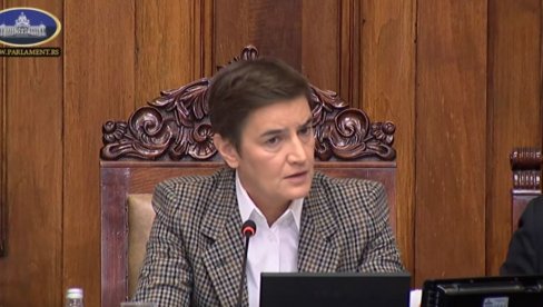 ПОЗИВАМ ЕВРОПСКИ ПАРЛАМЕНТ Брнабић: Следећа резолуција мора да се бави пчелама које нападају студенте у блокади (ВИДЕО) ПОЗИВАМ ЕВРОПСКИ ПАРЛАМЕНТ Брнабић: Следећа резолуција мора да се бави пчелама које нападају студенте у блокади (ВИДЕО)