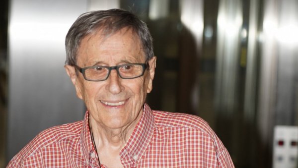 ПОРОДИЦА МУ ДОЖИВЕЛА ТРАГЕДИЈУ, СРЕЋУ НАШАО СА НАЈЛЕПШОМ ЈУГОСЛОВЕНКОМ: Родила му сина, а онда ТРАГИЧНО скончала!