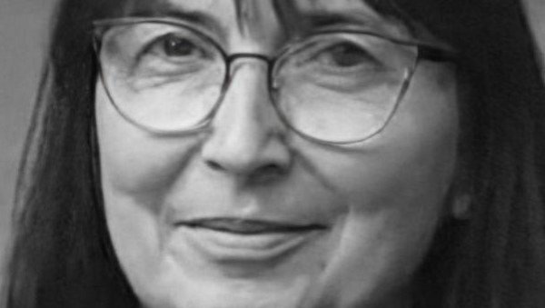 ОВО ЈЕ УЧИТЕЉИЦА КОЈА ЈЕ ПОГИНУЛА У ПИРОТУ: Возач је ударио на пешачком прелазу, повредама подлегла током ноћи (ФОТО)