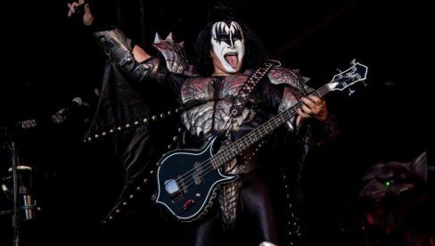 ЧЛАН ГРУПЕ KISS ХИТНО ПРЕБАЧЕН У БОЛНИЦУ НАКОН УДЕСА: Од удара изгубио свест, ево у каквом је стању ЧЛАН ГРУПЕ KISS ХИТНО ПРЕБАЧЕН У БОЛНИЦУ НАКОН УДЕСА: Од удара изгубио свест, ево у каквом је стању